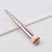 Load image into Gallery viewer, Fashion Brushes Wooden